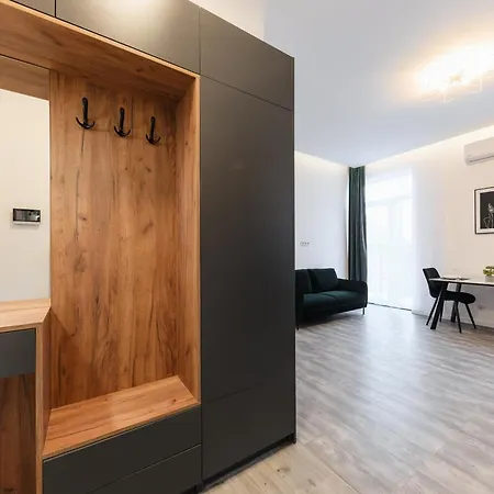 Luxury Apartments Laborca Uschhorod Exterior foto