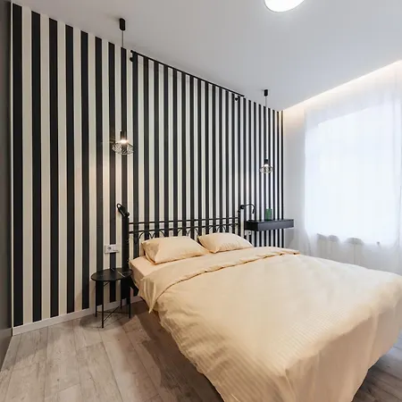 Luxury Apartments Laborca Uschhorod Exterior foto