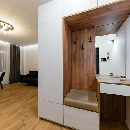 Luxury Apartments Laborca Uschhorod Exterior foto