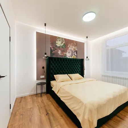 Luxury Apartments Laborca Uschhorod Exterior foto