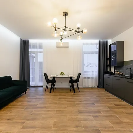 Luxury Apartments Laborca Uschhorod Exterior foto