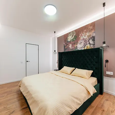 Luxury Apartments Laborca Uschhorod Exterior foto