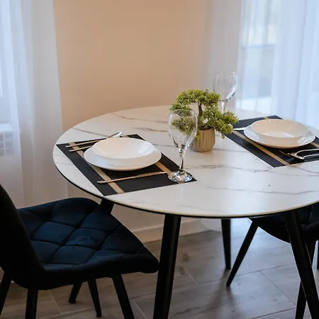Luxury Apartments Laborca Uschhorod Exterior foto