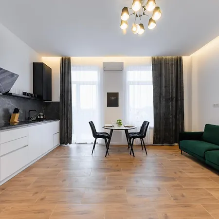 Luxury Apartments Laborca Uschhorod Exterior foto