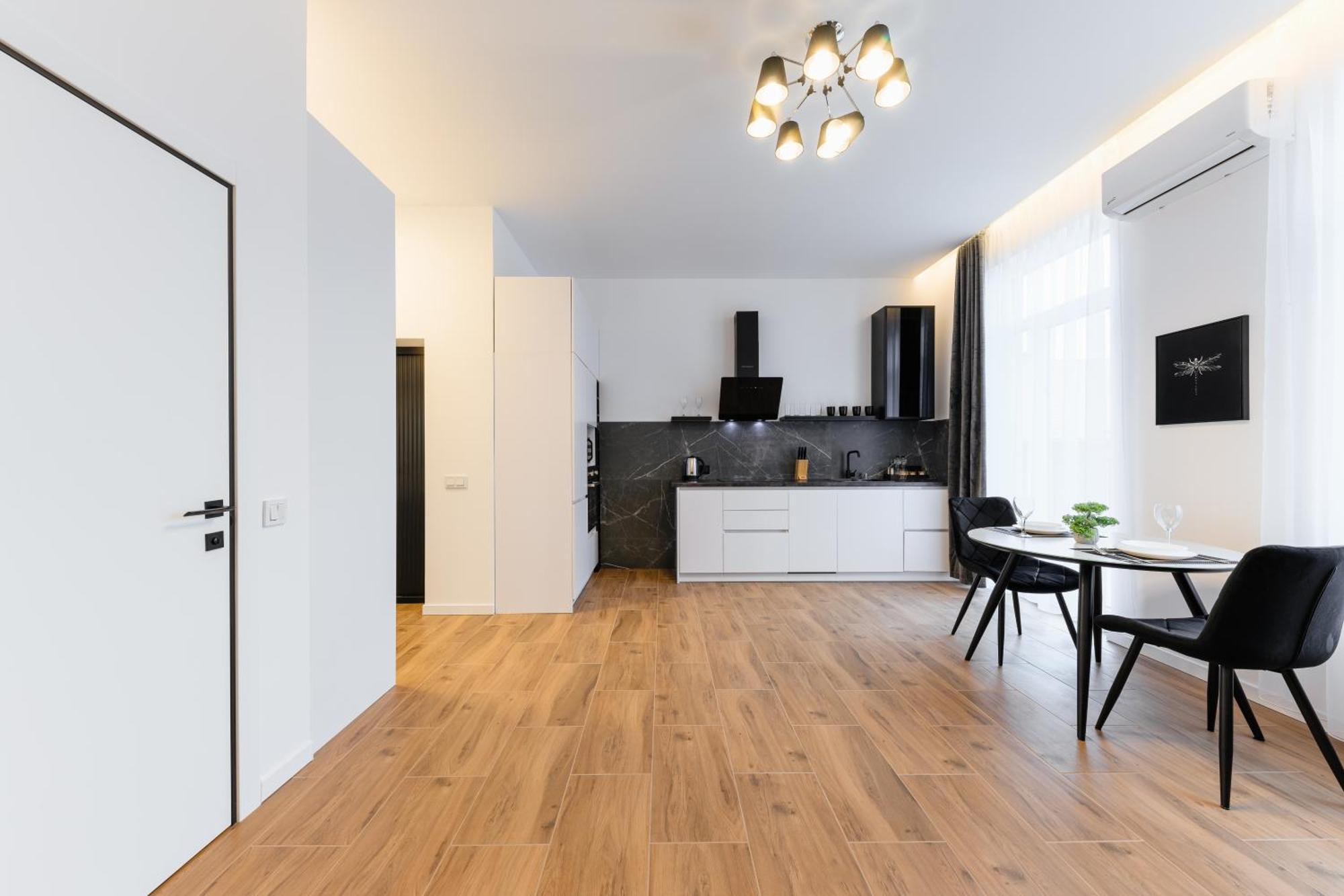 Luxury Laborca