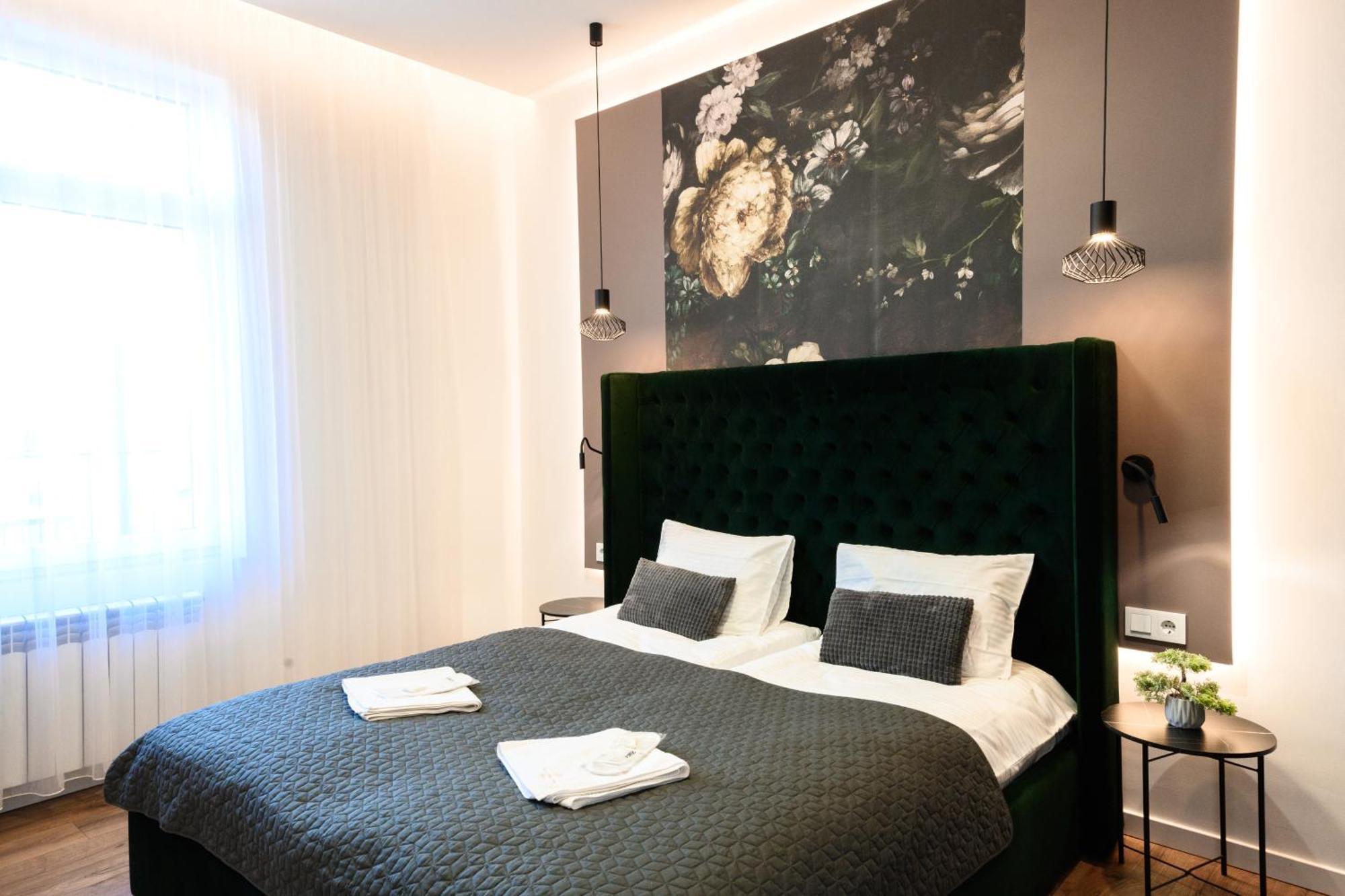 Luxury Laborca